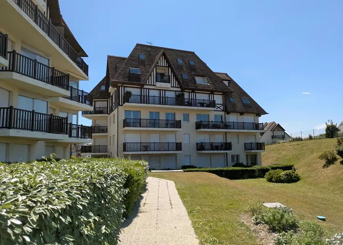 Vue Sur Et Accès Direct à La * Cabourg